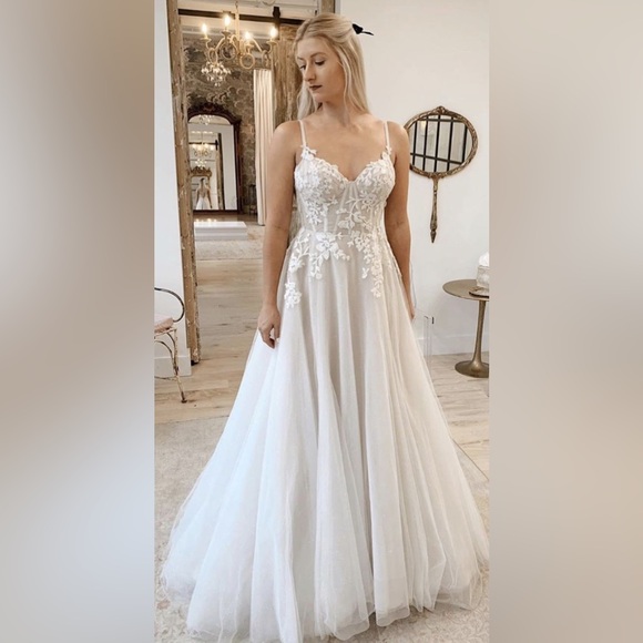 Hayley Paige Occasions Dresses Isla Floral A Line Gown By